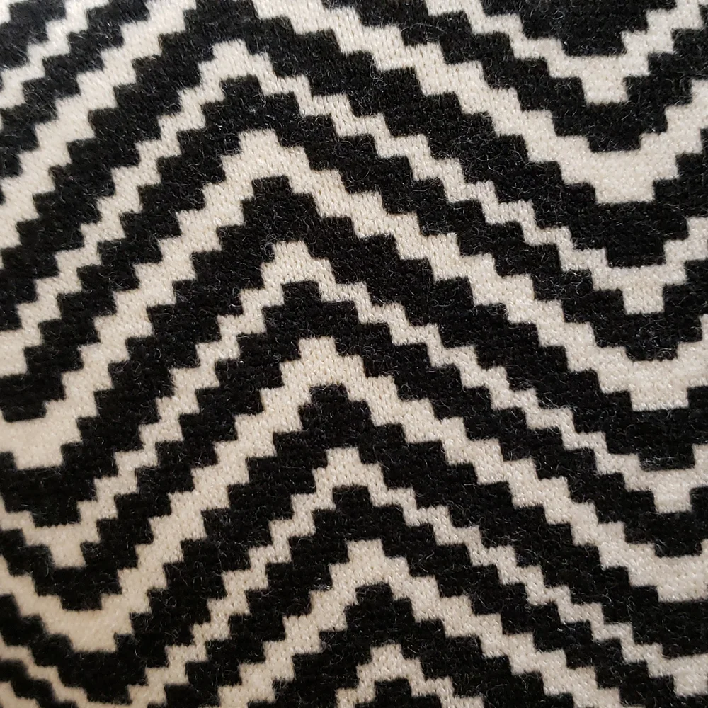 NWOT skies are blue size XS oversized black-and-white cardigan. F40 - Picture 5 of 9